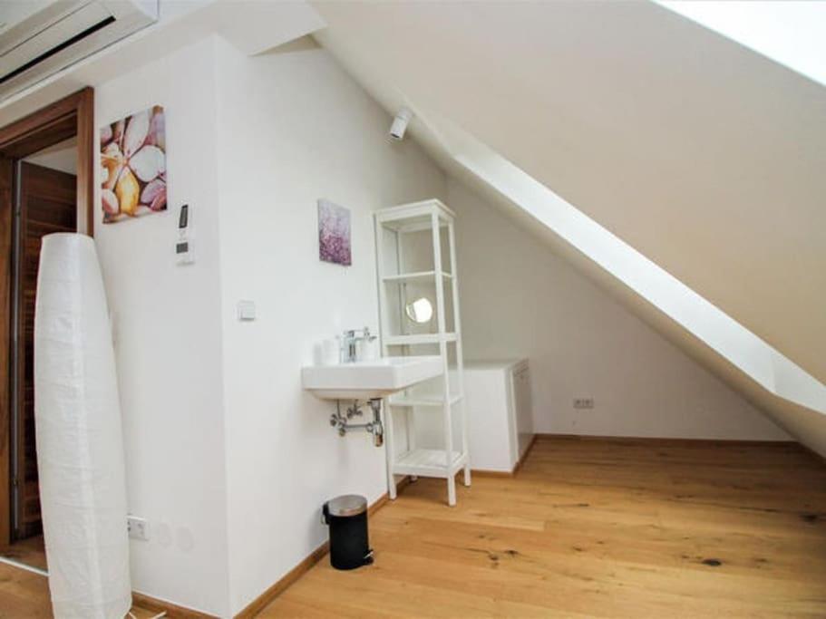 Luxury 2-Floor Rooftop Apartment With Terrace In The City Center Wien Exteriör bild